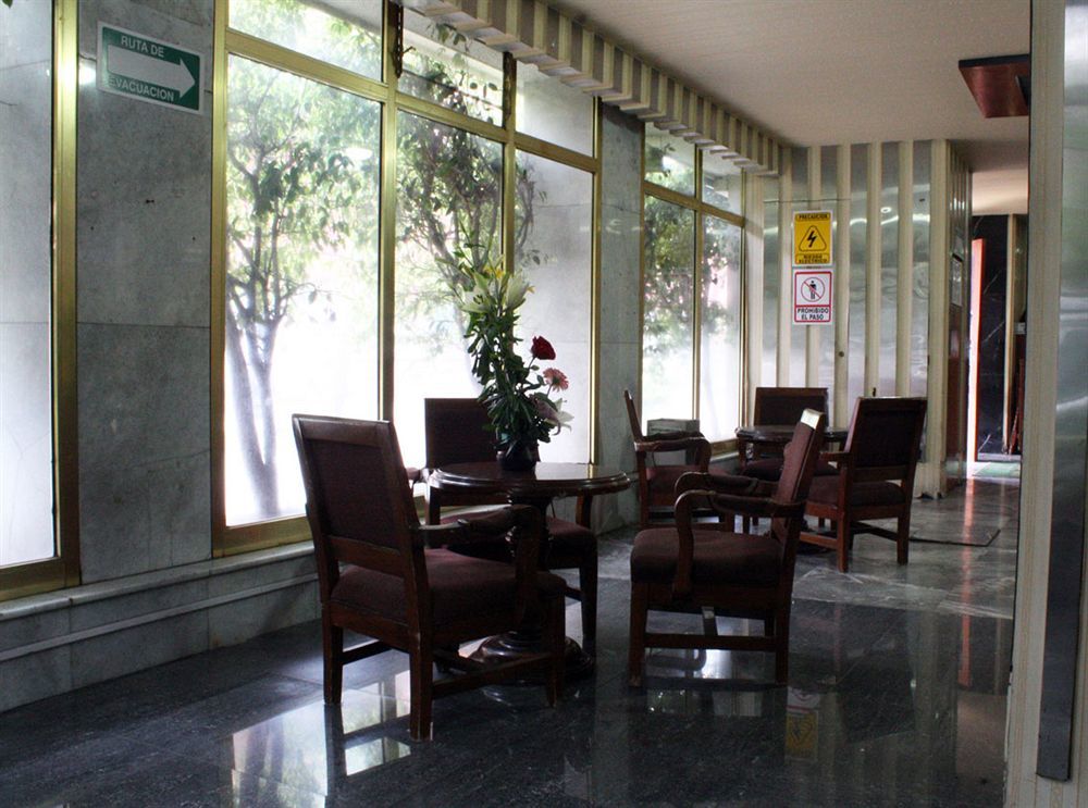 Senorial Hotel 3*