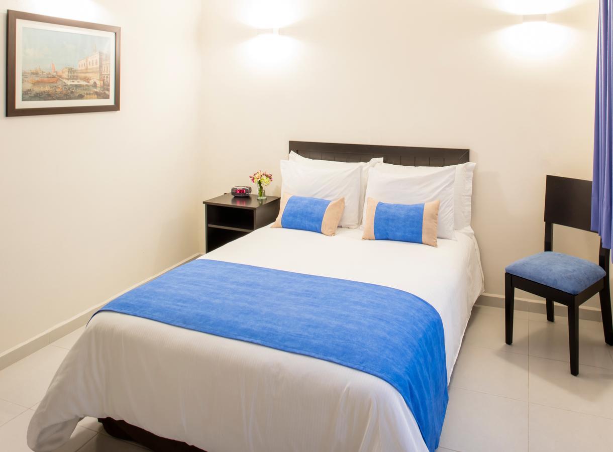 Hotel Senorial 3*